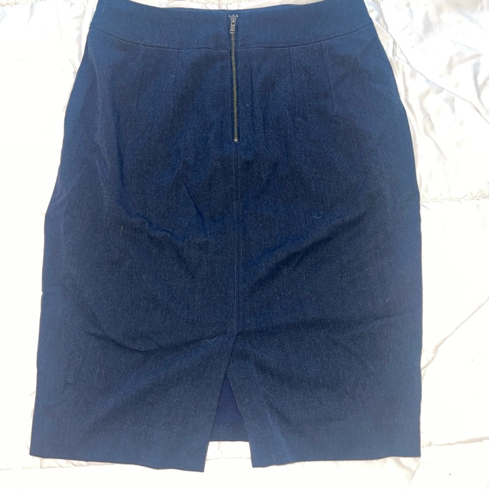 Loft, size 0, blue pencil skirt